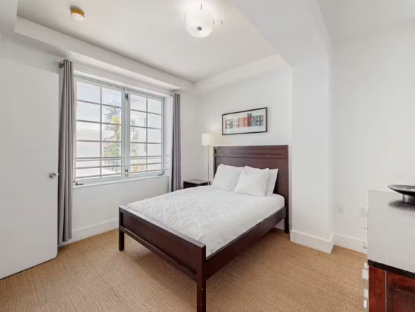 Modern Two-Bedroom Condo Near South Beach